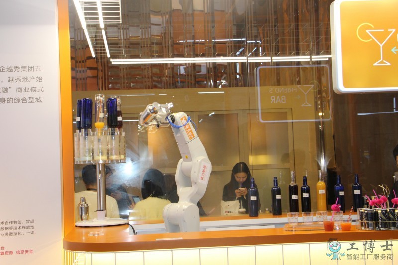 AI“狂潮”襲來，機器人落地應用收獲顯著