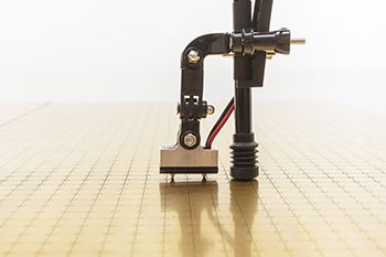 無人機是如何充電的？