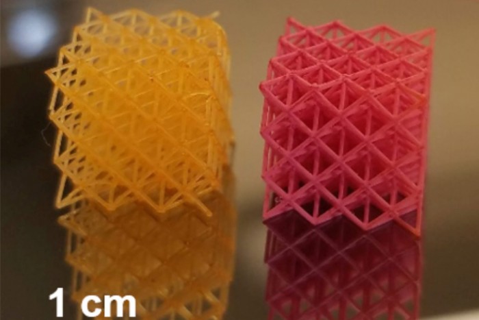 輕松為復雜3D打印物體上色——電噴霧技術