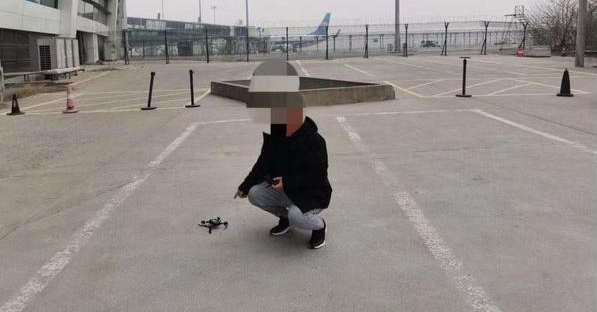 無人機